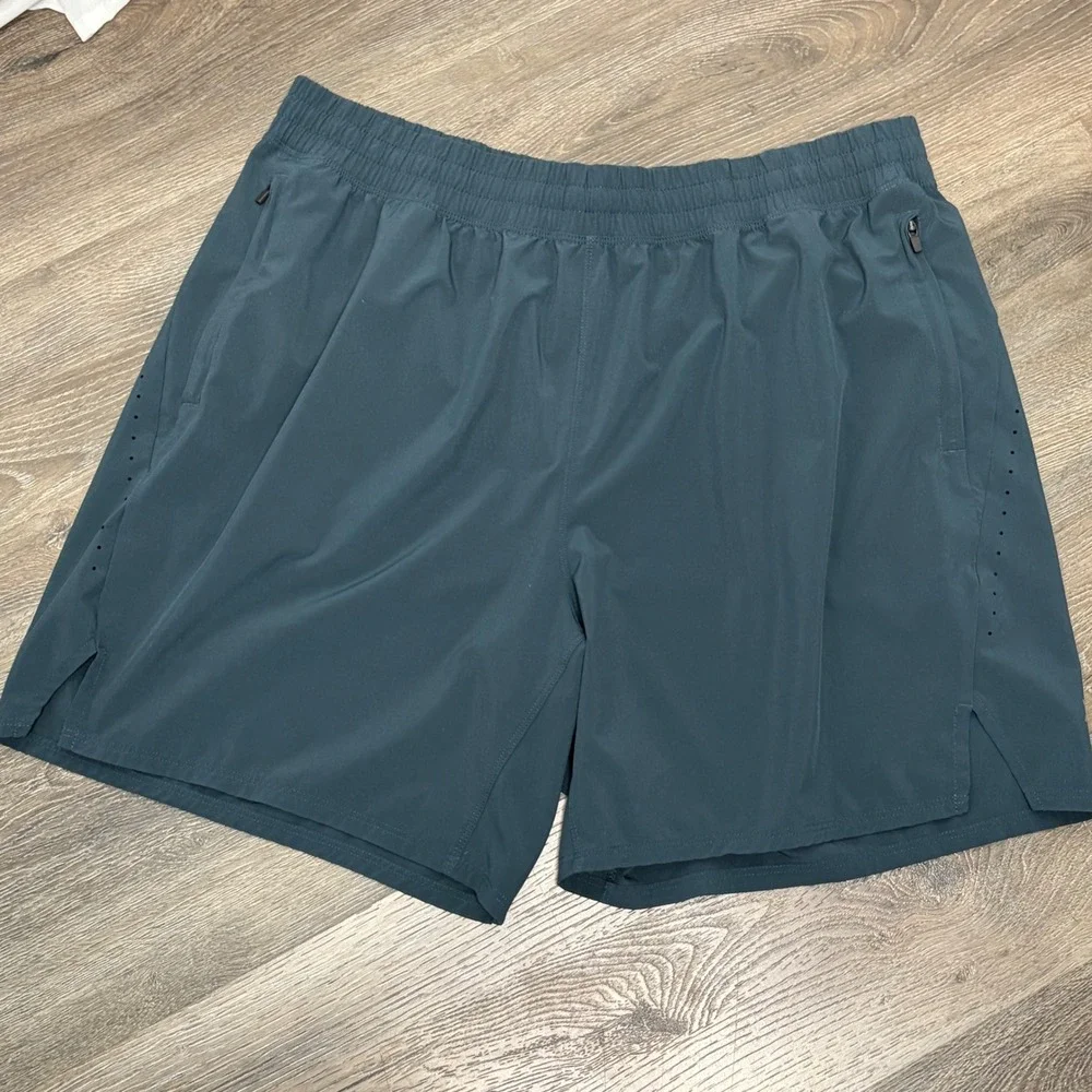 All in Motion Mens‎ XL Teal Blue 7 Inch Inseam Athletic Training Shorts Zippered